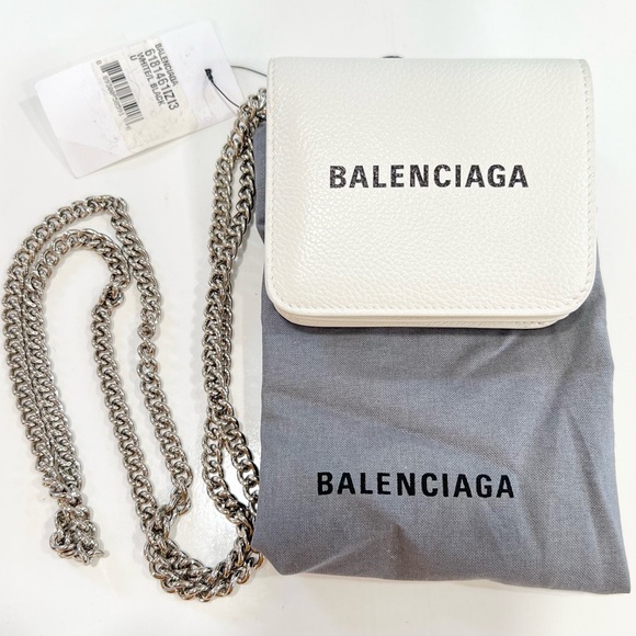Balenciaga Cash Mini Wallet on Chain in white grained calfskin - Picture 6 of 12